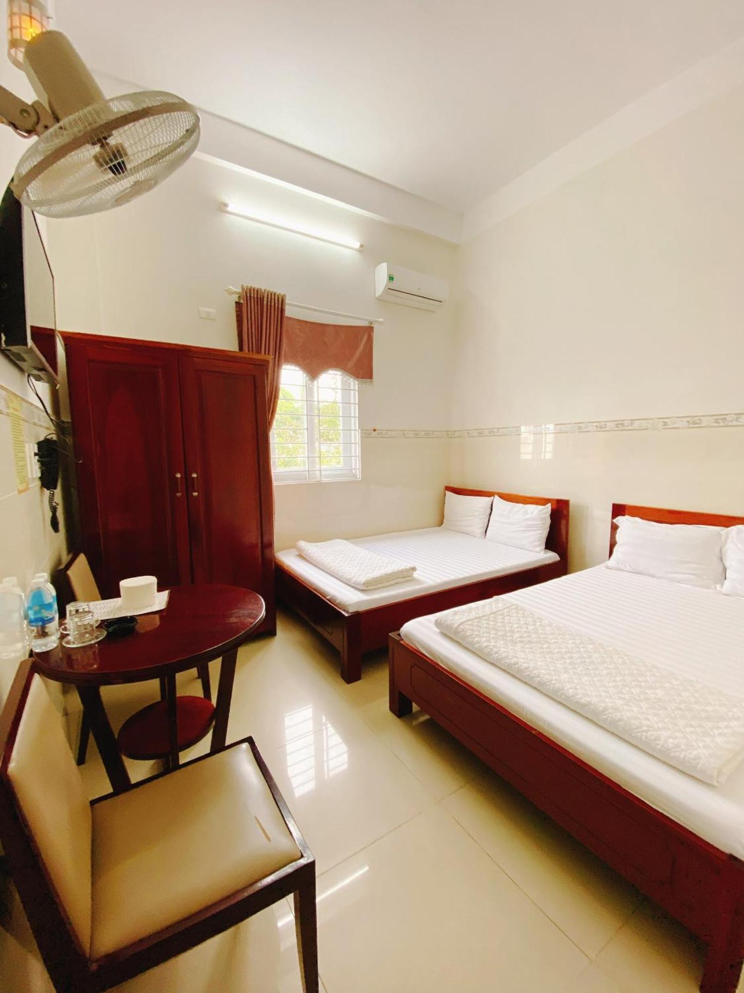 Khach San Son Ha Hotel Kon Tum Bagian luar foto